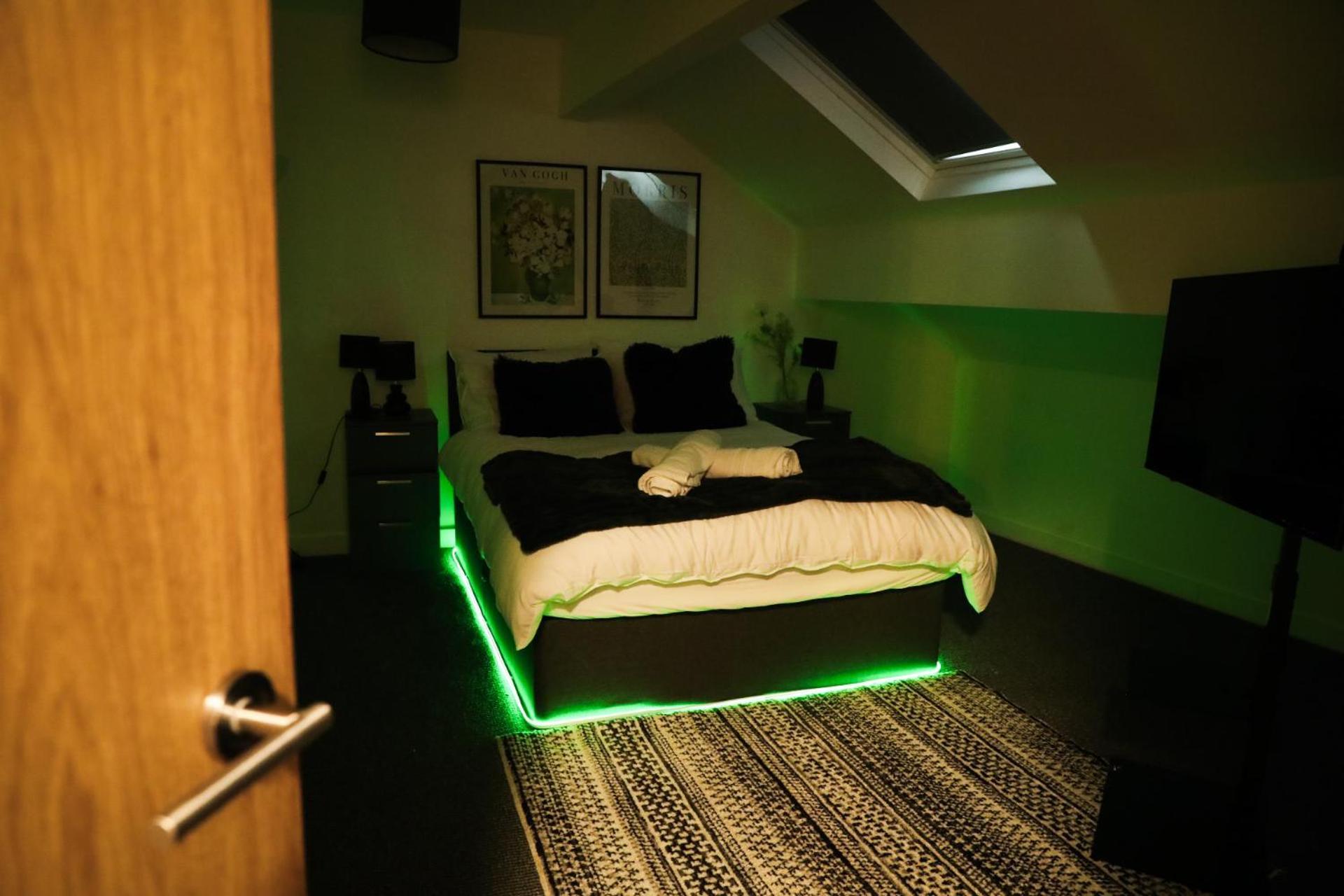 1 Bedroom Apartment Bradford City Centre Foster Square Exterior photo